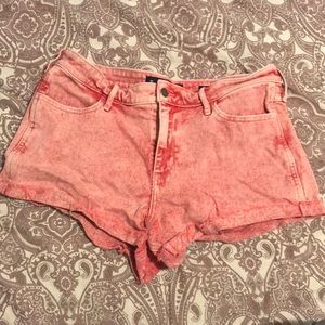 Only worn once Red High-rise short-shorts